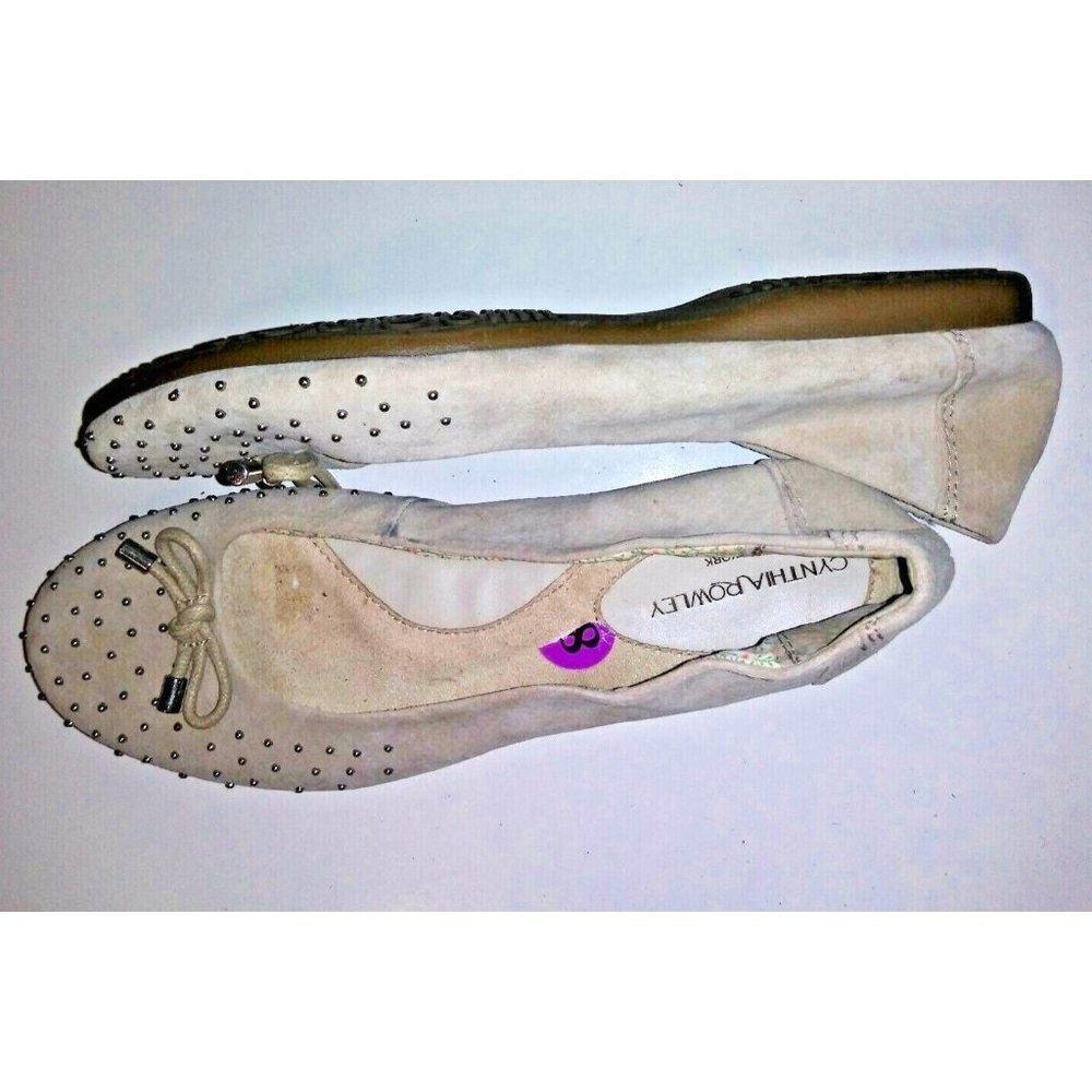 Cynthia Rowley Ballet Flats Sz 8.5 Womens Suede Nude/Beige studs SAND Float bow - Picture 9 of 9